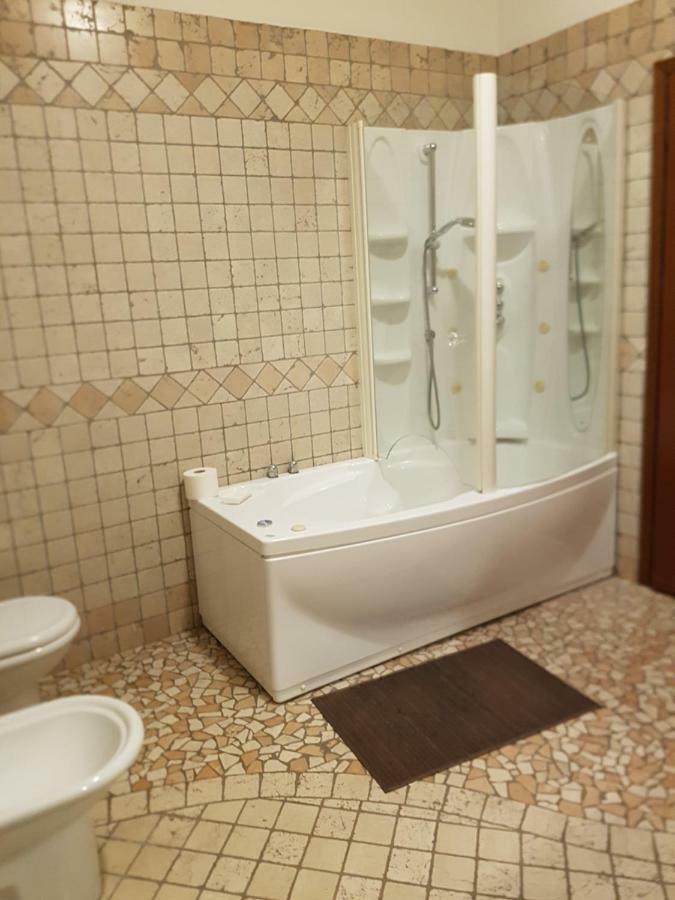 מלון Ostellato La Maison Verte מראה חיצוני תמונה