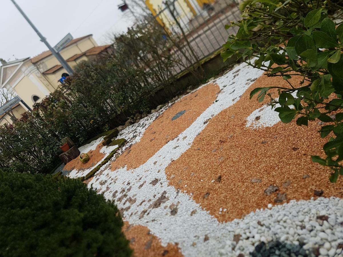 מלון Ostellato La Maison Verte מראה חיצוני תמונה